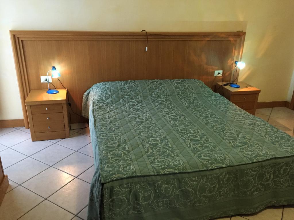 Hotel Vallefura Пескокостанцо Экстерьер фото