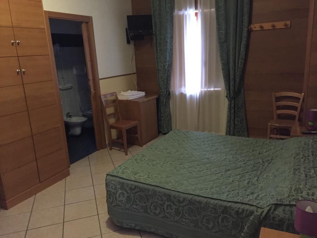 Hotel Vallefura Пескокостанцо Экстерьер фото