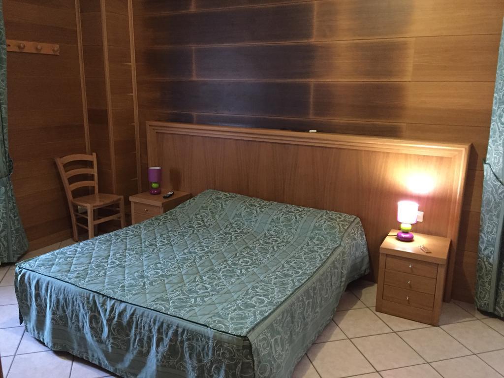 Hotel Vallefura Пескокостанцо Экстерьер фото