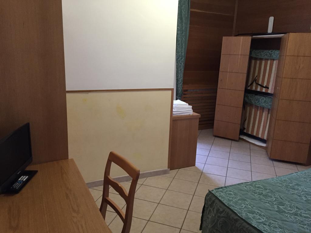 Hotel Vallefura Пескокостанцо Экстерьер фото