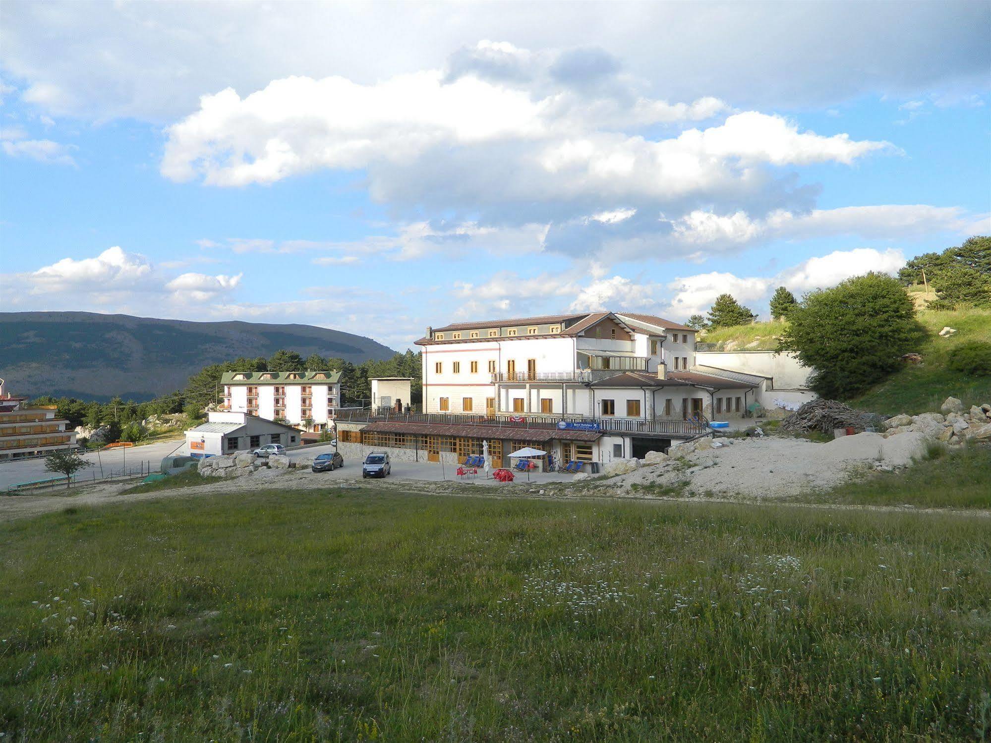 Hotel Vallefura Пескокостанцо Экстерьер фото